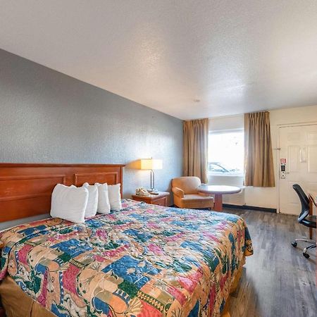 Econo Lodge Phoenix North I-17 Εξωτερικό φωτογραφία
