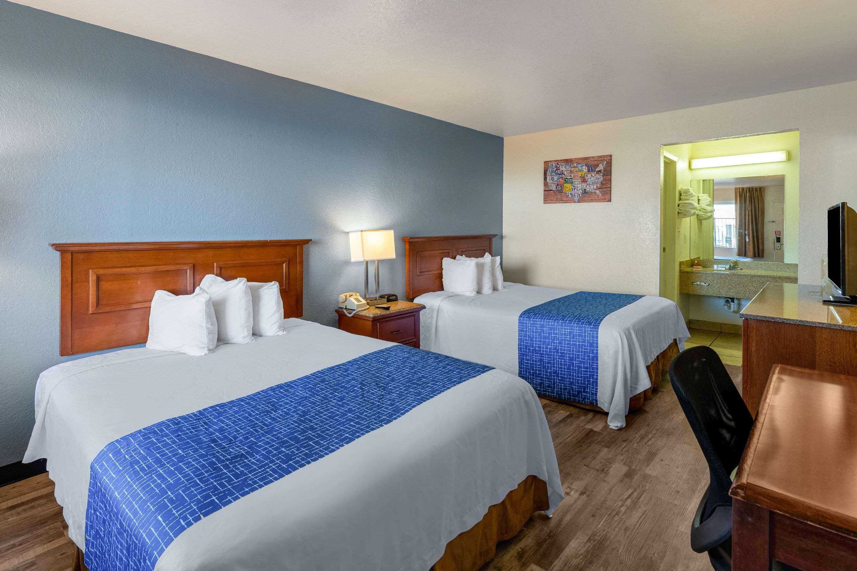 Econo Lodge Phoenix North I-17 Εξωτερικό φωτογραφία