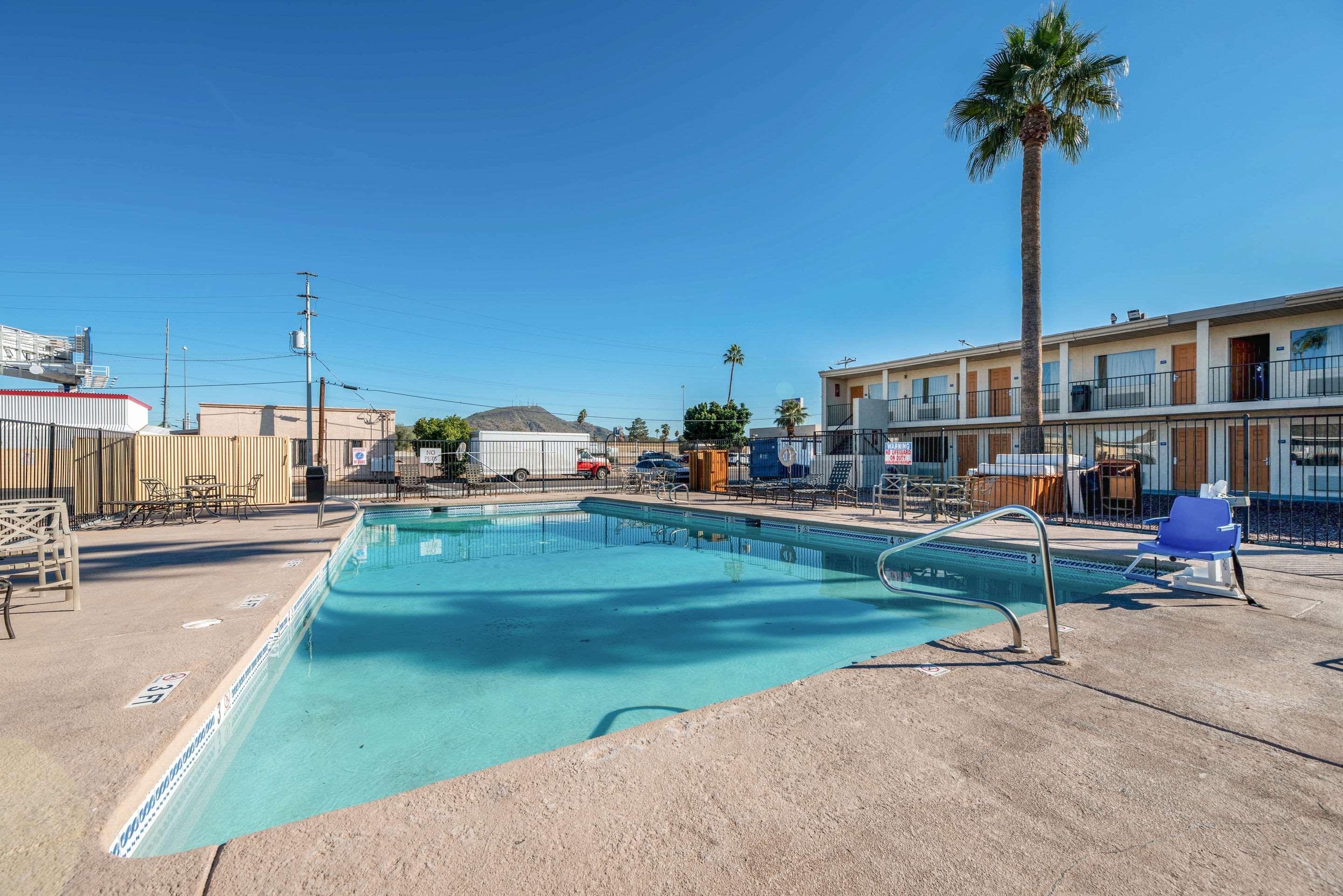 Econo Lodge Phoenix North I-17 Εξωτερικό φωτογραφία