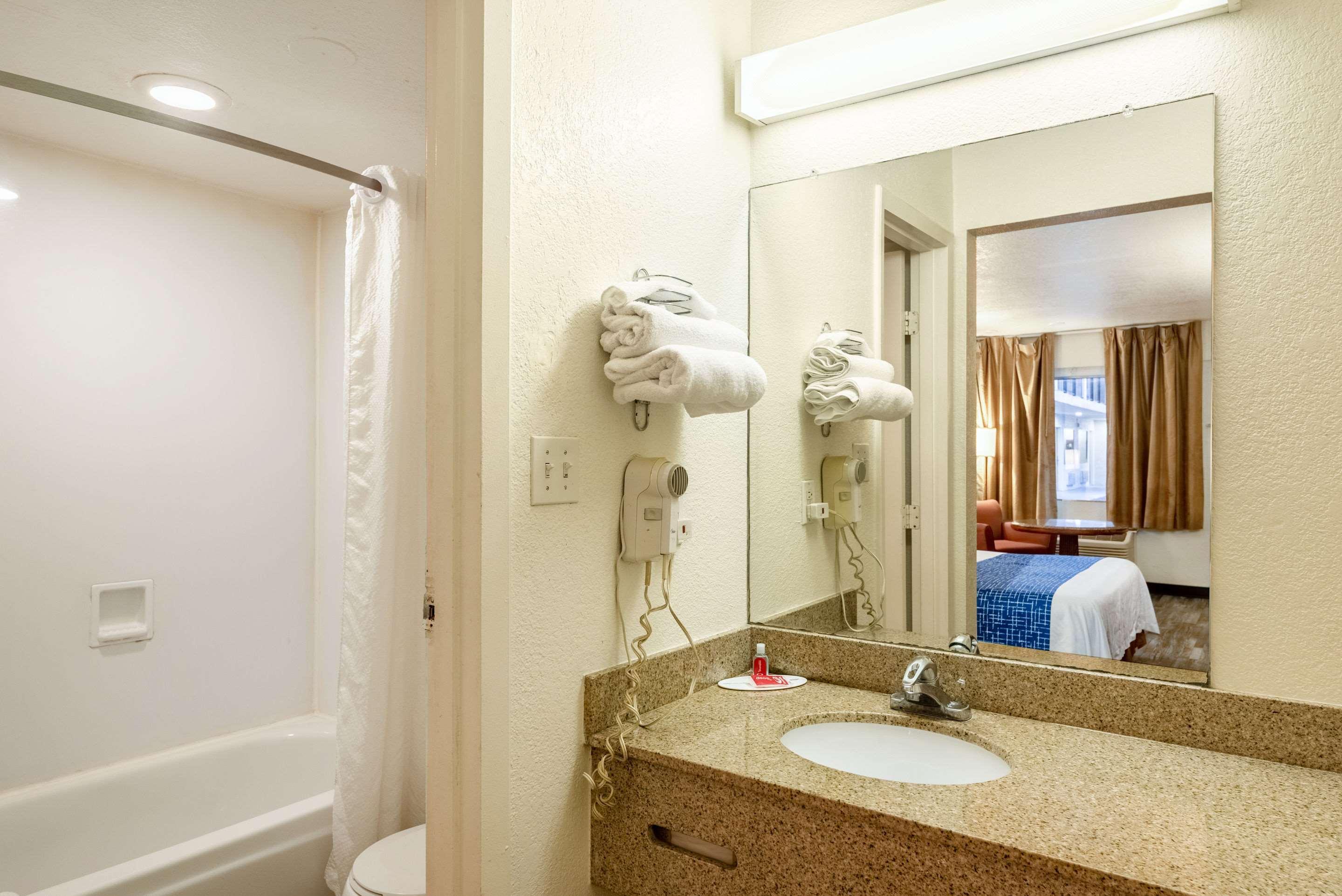 Econo Lodge Phoenix North I-17 Εξωτερικό φωτογραφία