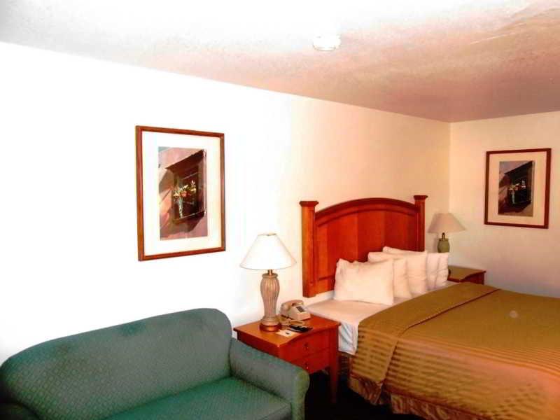Econo Lodge Phoenix North I-17 Εξωτερικό φωτογραφία