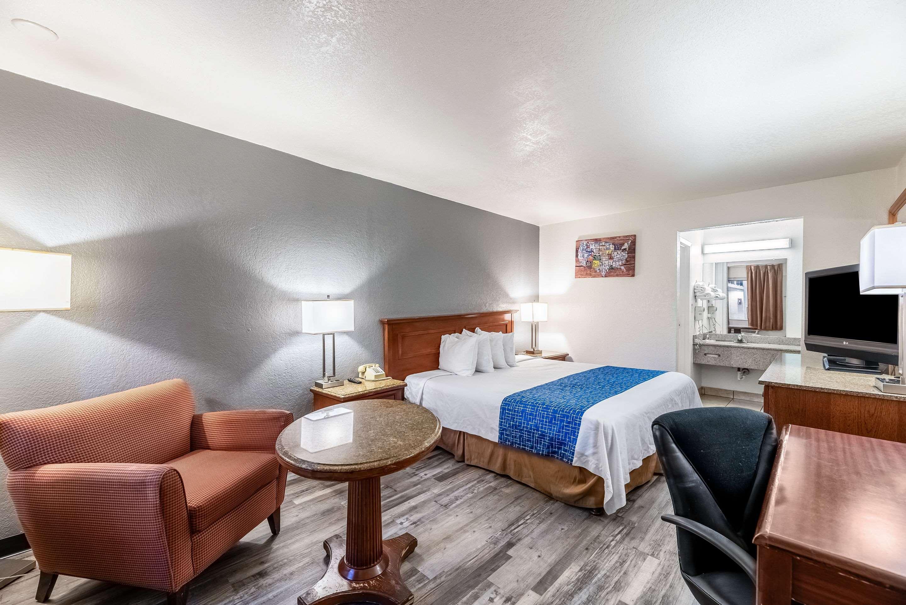 Econo Lodge Phoenix North I-17 Εξωτερικό φωτογραφία