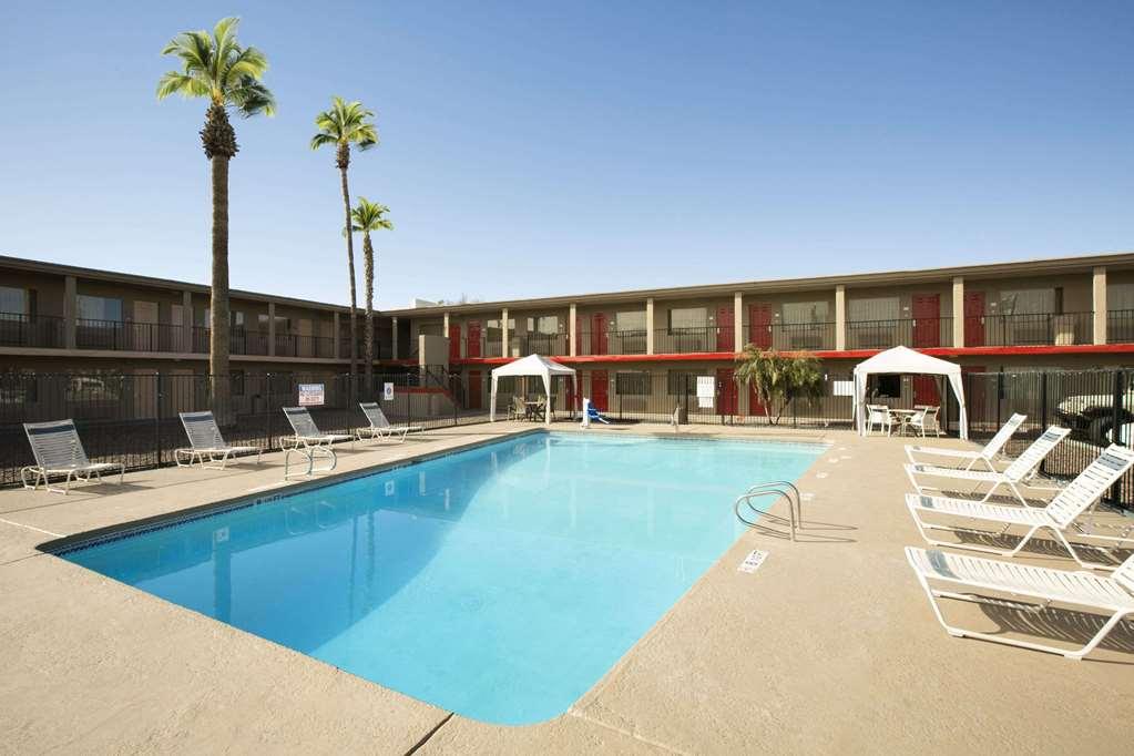 Econo Lodge Phoenix North I-17 Εξωτερικό φωτογραφία